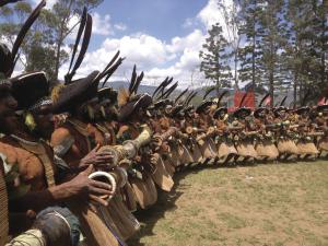 Die 'Engas' zeigen Ihren Tanz, Mount Hagen Sing Sing Die 'Engas' zeigen Ihren Tanz, Mount Hagen Sing Sing