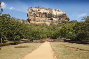 Blick zum Sigiriya-Felsen
