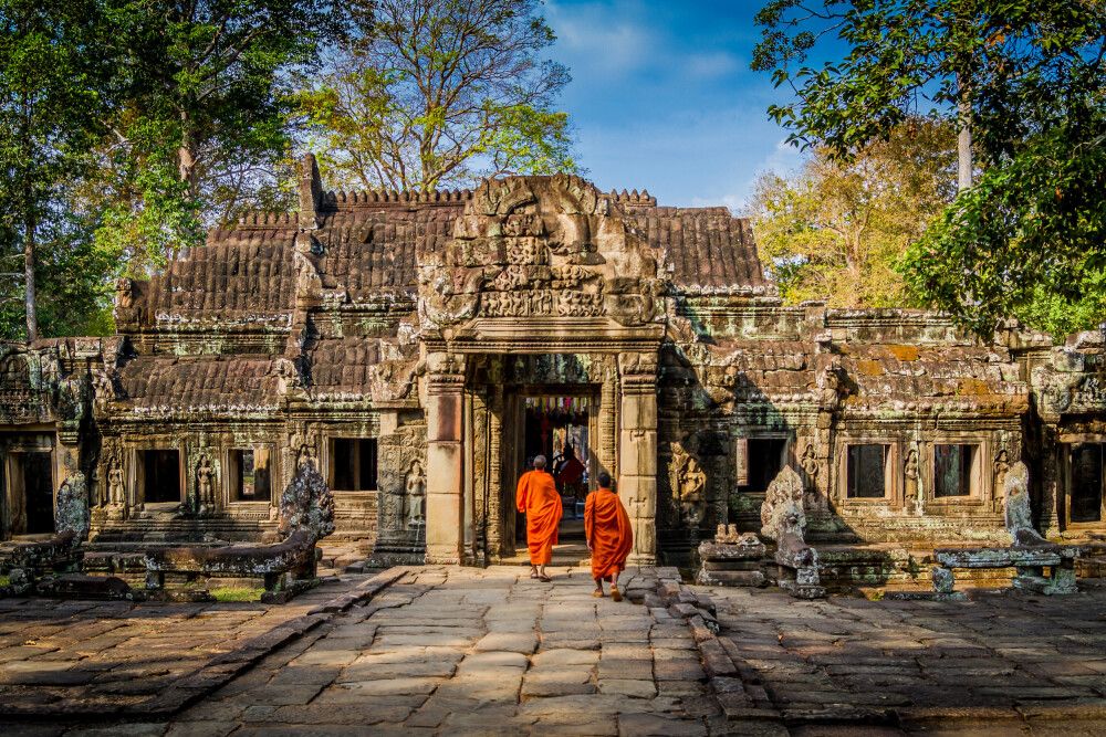 Laos • Kambodscha - Goldene Zinnen, steinerne Spitzen – Südostasiens schönste Tempel Laos • Kambodscha - Goldene Zinnen, steinerne Spitzen – Südostasiens schönste Tempel