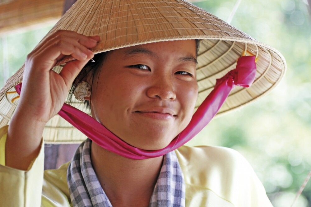Laos • Vietnam • Kambodscha - Magie und Mythos Indochinas Laos • Vietnam • Kambodscha - Magie und Mythos Indochinas