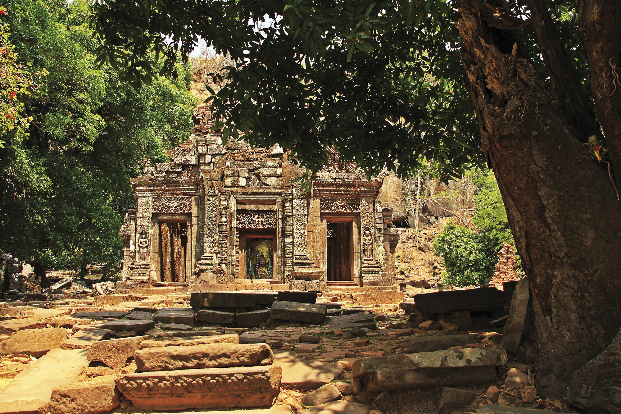 Am Heiligtum des Wat Phou in Süd-Laos