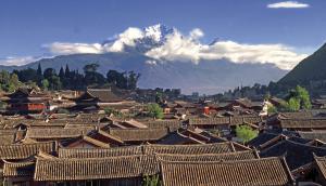 Lijiang, mit Jade-Drachen-Schneeberg Lijiang, mit Jade-Drachen-Schneeberg